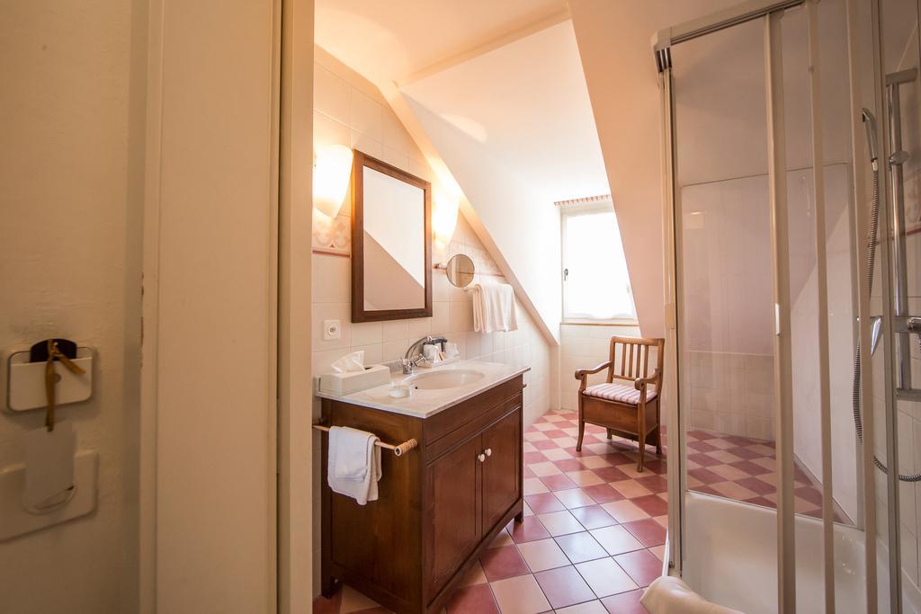 Hotel Restaurant Au Sauvage Fribourg Quarto foto